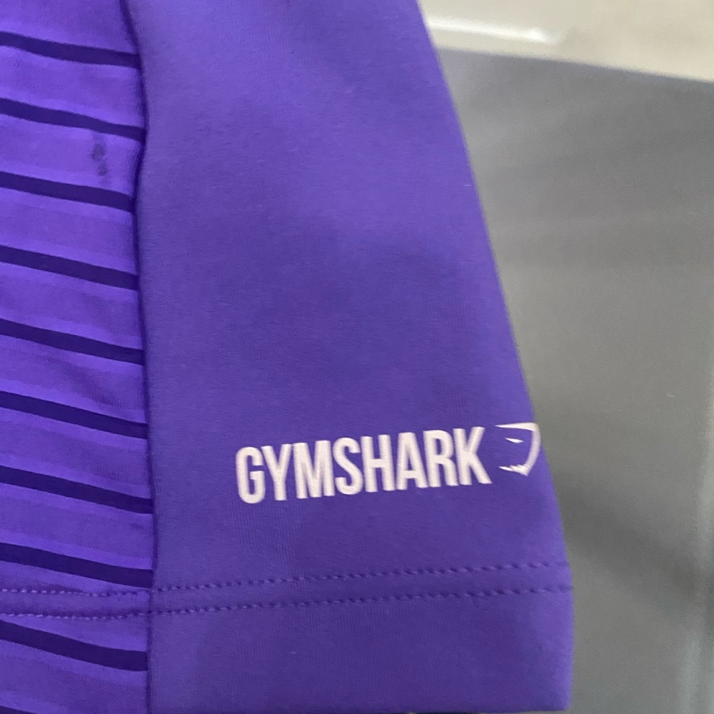 Womens GYMSHARK pro perform vest, size small